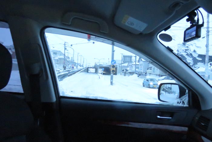 webnews今朝の北見/東9丁目歩道橋の交差点から左