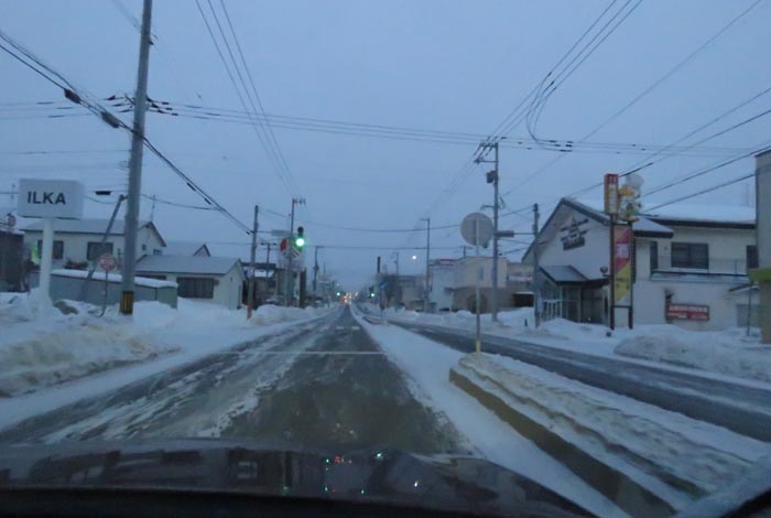 webnews今朝の北見/とん田通り、南大通り交差点から国道39号方向