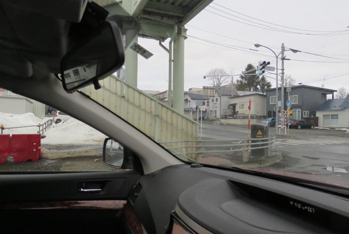 webnews今朝の北見/東9丁目歩道橋の交差点から左