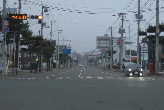 webnews今朝の北見/交差点から奥は常呂方面
