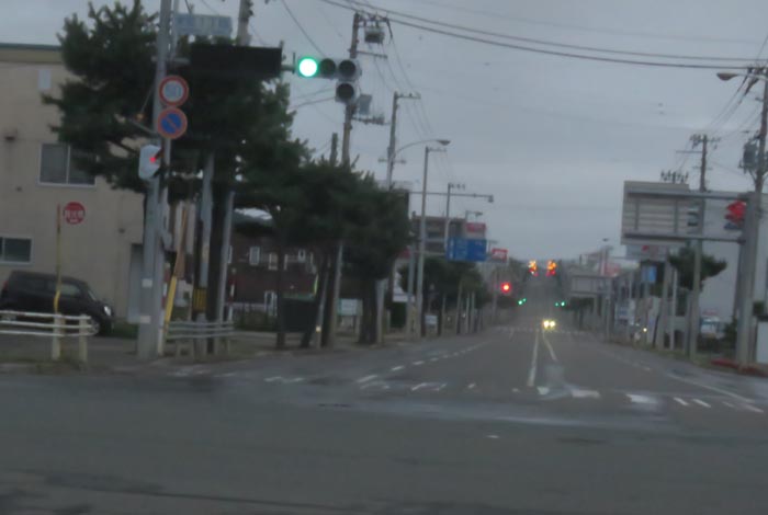 webnews今朝の北見/交差点から奥は常呂方面