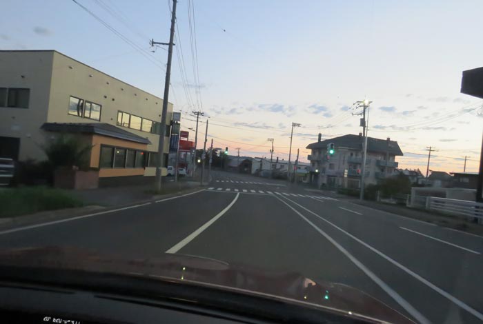 webnews今朝の北見/無加川橋を渡り南大通り交差点方向