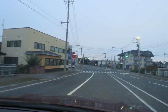 webnews今朝の北見/無加川橋を渡り南大通り交差点方向