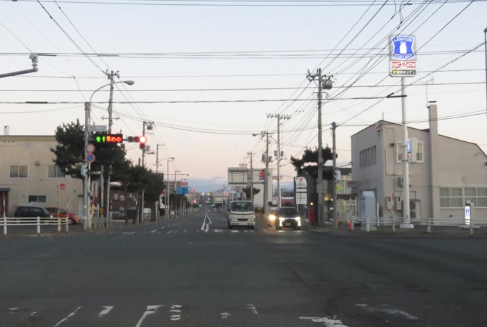 webnews今朝の北見/交差点から奥は常呂方面