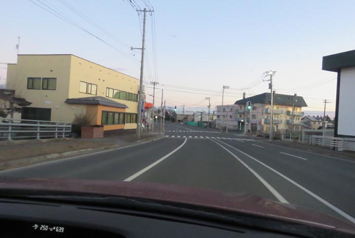 webnews今朝の北見/無加川橋を渡り南大通り交差点方向