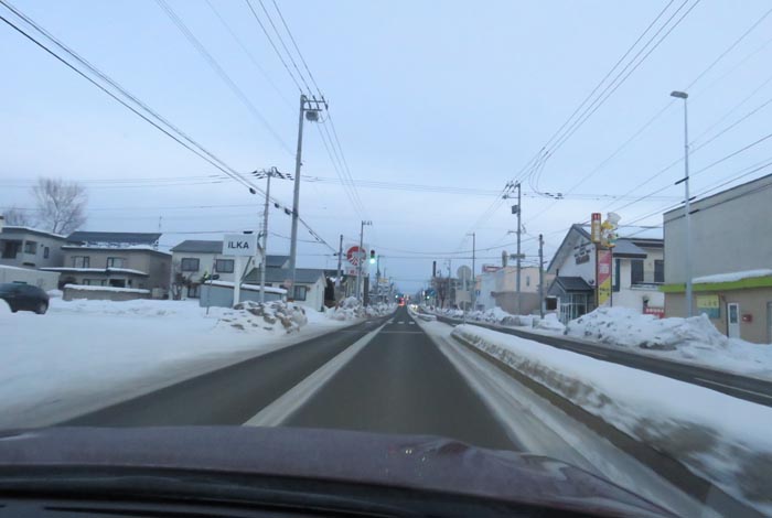 webnews今朝の北見/とん田通り、南大通り交差点から国道39号方向