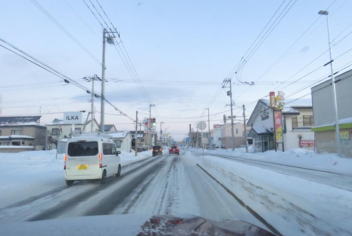 webnews今朝の北見/とん田通り、南大通り交差点から国道39号方向