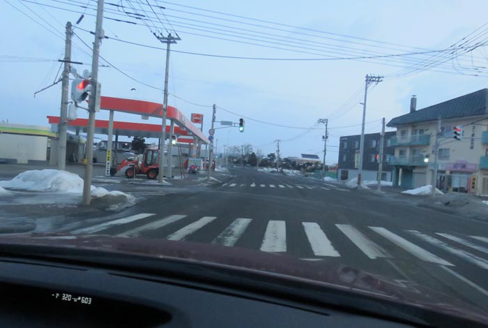 webnews今朝の北見/無加川橋を渡り南大通り交差点方向