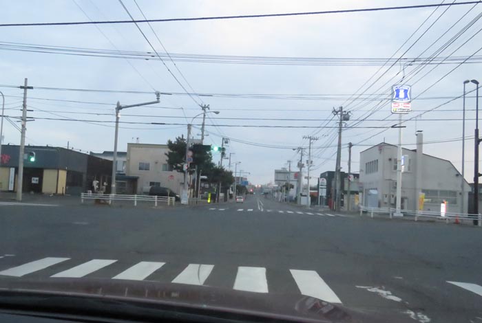 webnews今朝の北見/交差点から奥は常呂方面