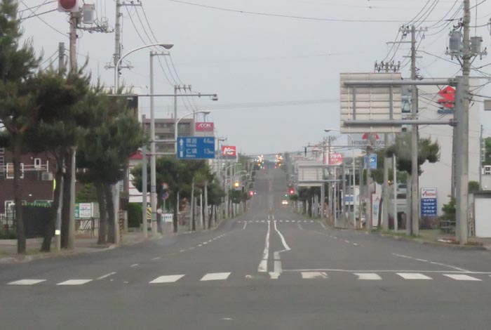 webnews今朝の北見/交差点から奥は常呂方面