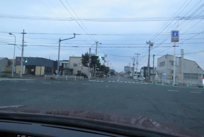 webnews今朝の北見/交差点から奥は常呂方面