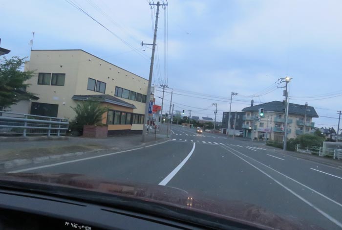 webnews今朝の北見/無加川橋を渡り南大通り交差点方向