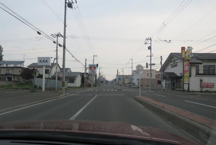 webnews今朝の北見/とん田通り、南大通り交差点から国道39号方向