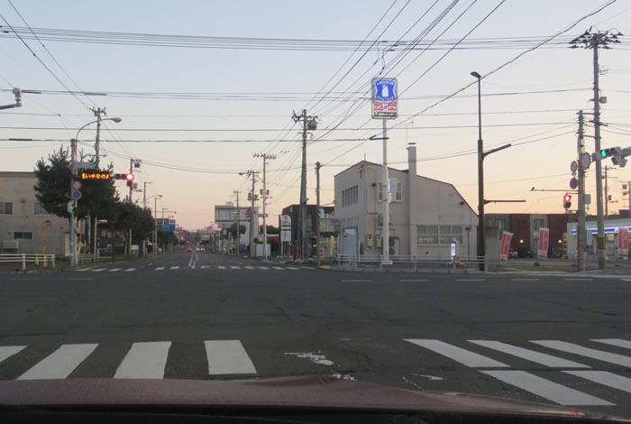 webnews今朝の北見/交差点から奥は常呂方面