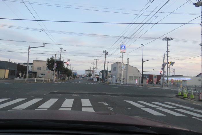 webnews今朝の北見/交差点から奥は常呂方面