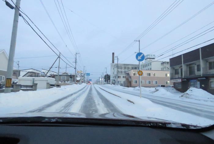 webnews今朝の北見/とん田通り、南大通り交差点から国道39号方向