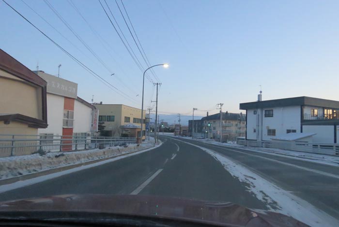 webnews今朝の北見/無加川橋を渡り南大通り交差点方向