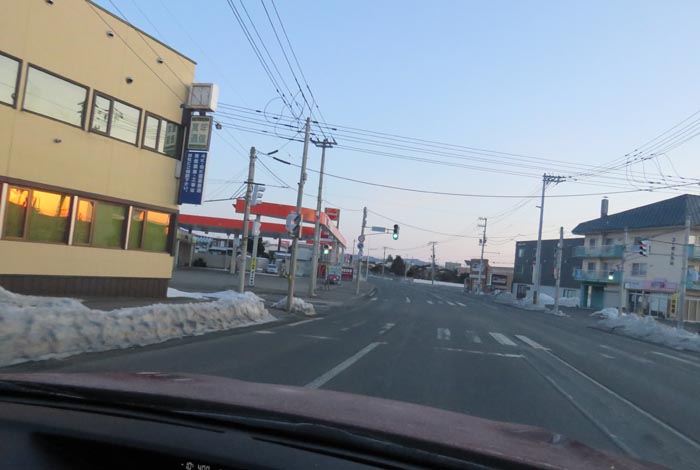 webnews今朝の北見/無加川橋を渡り南大通り交差点方向