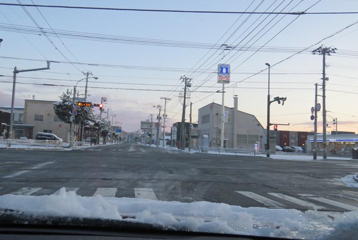 webnews今朝の北見/交差点から奥は常呂方面