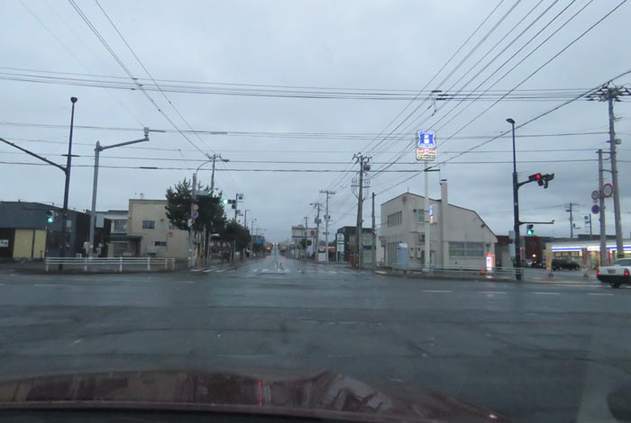 webnews今朝の北見/交差点から奥は常呂方面