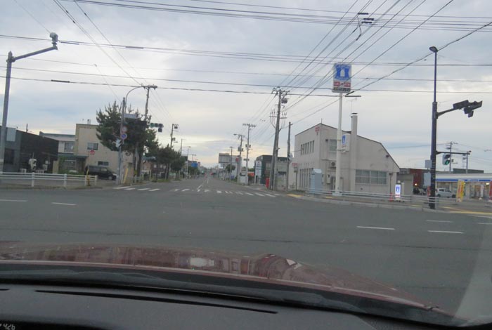 webnews今朝の北見/交差点から奥は常呂方面