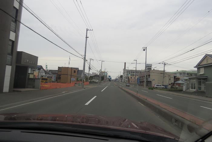 webnews今朝の北見/とん田通り、南大通り交差点から国道39号方向
