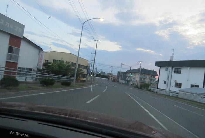 webnews今朝の北見/無加川橋を渡り南大通り交差点方向