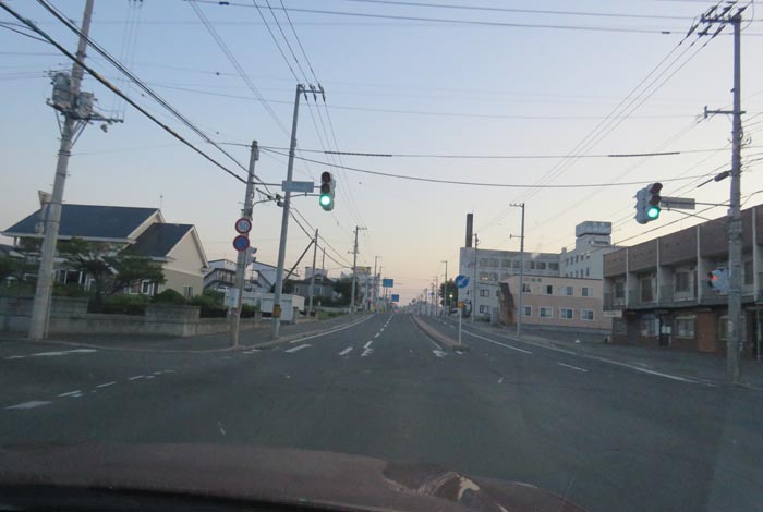 webnews今朝の北見/とん田通り、南大通り交差点から国道39号方向