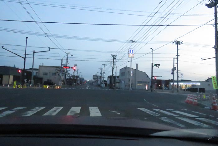 webnews今朝の北見/交差点から奥は常呂方面
