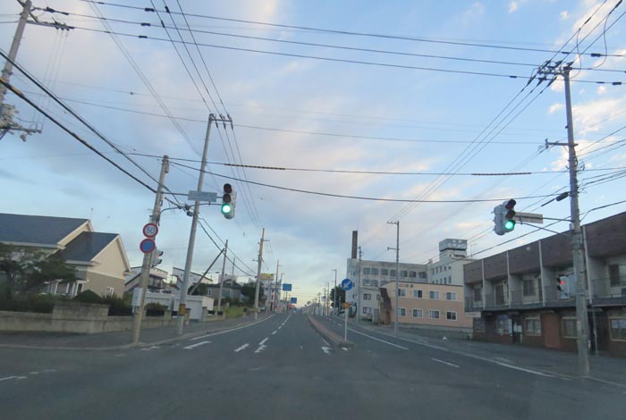 webnews今朝の北見/とん田通り、南大通り交差点から国道39号方向