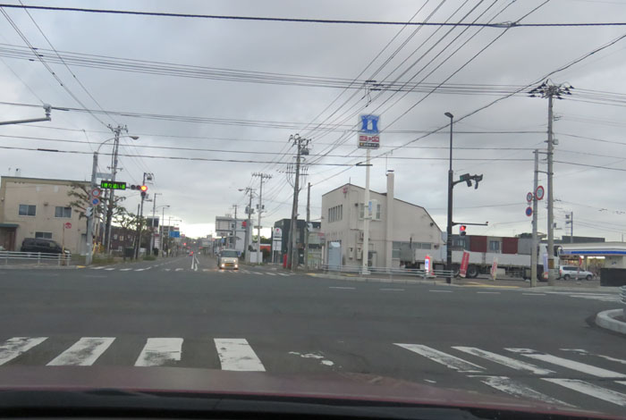 webnews今朝の北見/交差点から奥は常呂方面