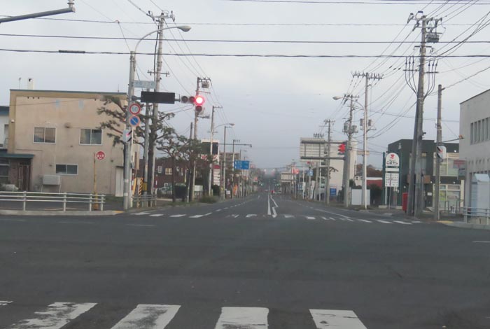 webnews今朝の北見/交差点から奥は常呂方面