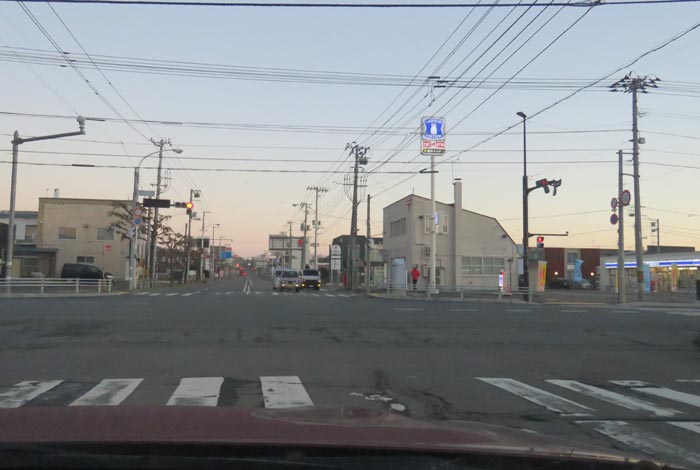 webnews今朝の北見/交差点から奥は常呂方面