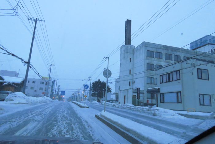webnews今朝の北見/とん田通り、南大通り交差点から国道39号方向