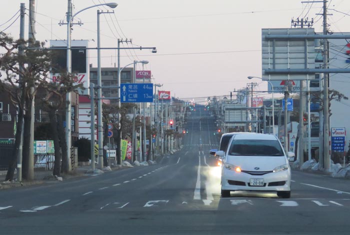 webnews今朝の北見/交差点から奥は常呂方面