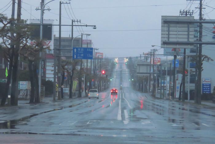 webnews今朝の北見/交差点から奥は常呂方面