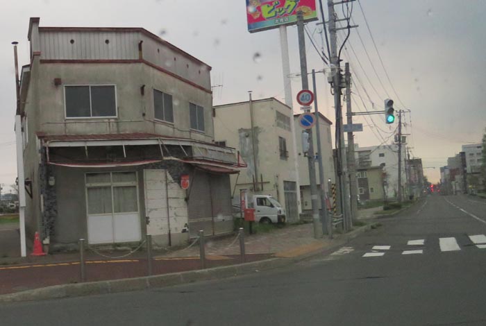 webnews今朝の北見/交差点から北4条通り側のパレスビル方向