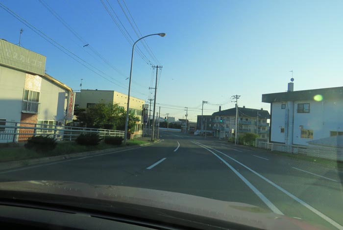 webnews今朝の北見/無加川橋を渡り南大通り交差点方向