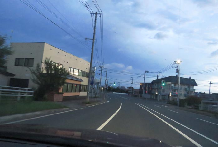 webnews今朝の北見/無加川橋を渡り南大通り交差点方向