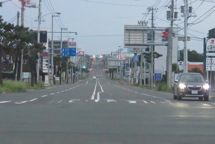 webnews今朝の北見/交差点から奥は常呂方面