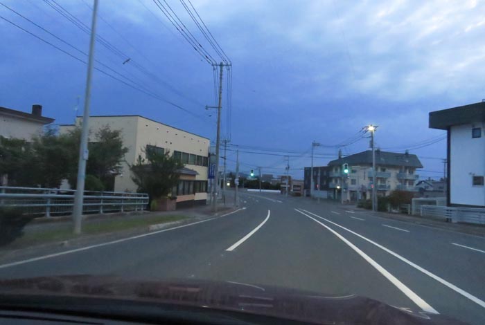 webnews今朝の北見/無加川橋を渡り南大通り交差点方向