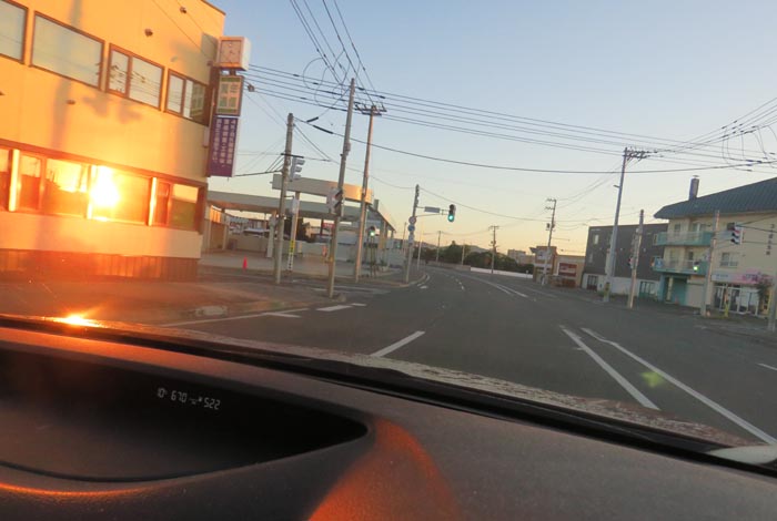 webnews今朝の北見/無加川橋を渡り南大通り交差点方向