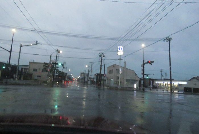 webnews今朝の北見/交差点から奥は常呂方面