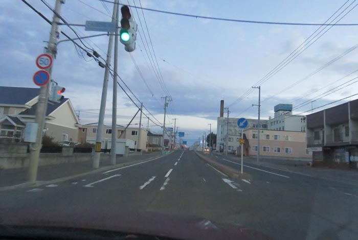 webnews今朝の北見/とん田通り、南大通り交差点から国道39号方向