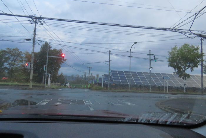 webnews今朝の北見/交差点から奥が無加川の右岸堤防