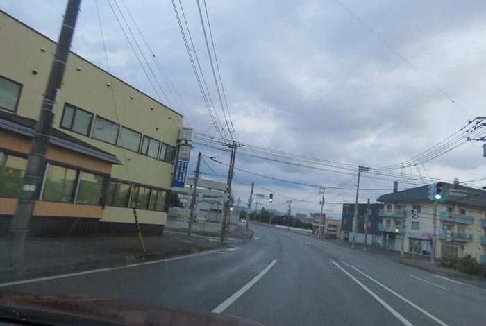 webnews今朝の北見/無加川橋を渡り南大通り交差点方向