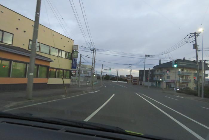 webnews今朝の北見/無加川橋を渡り南大通り交差点方向