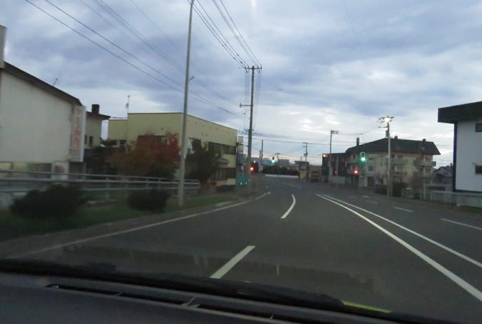 webnews今朝の北見/無加川橋を渡り南大通り交差点方向