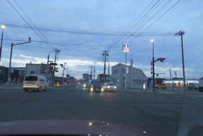 webnews今朝の北見/交差点から奥は常呂方面