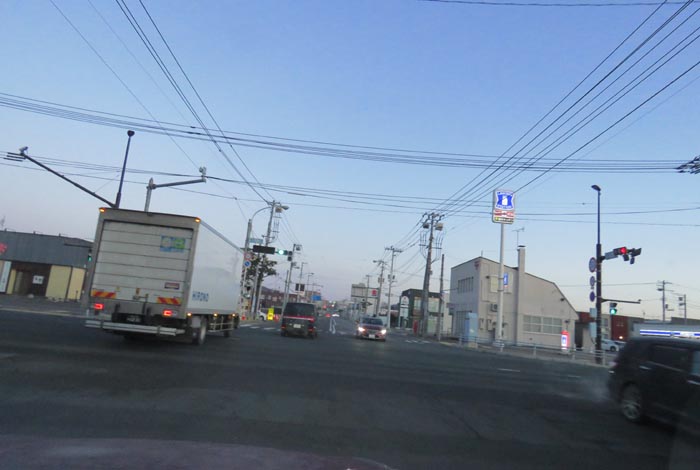 webnews今朝の北見/交差点から奥は常呂方面